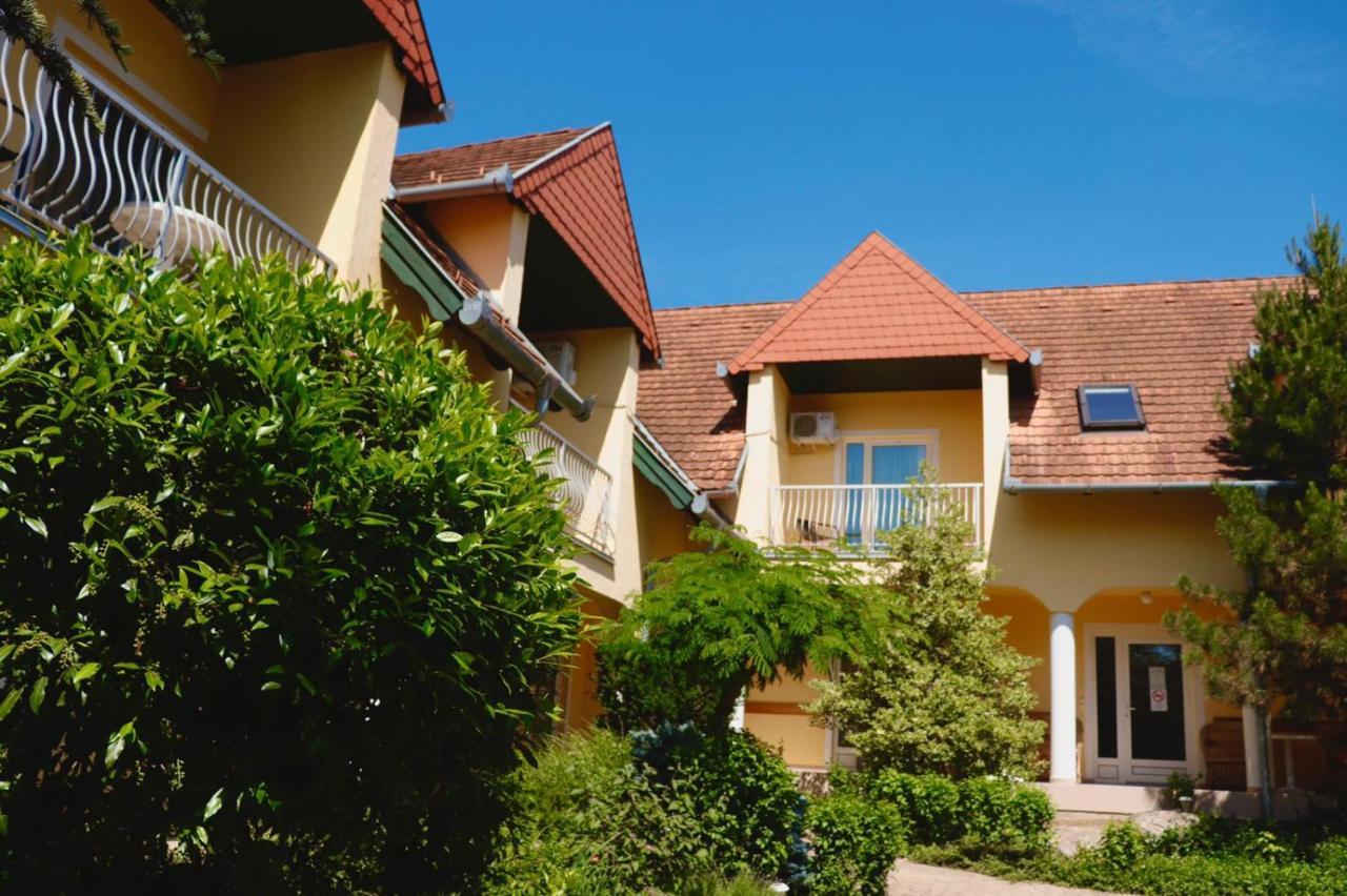Wagner Panzio Hotel Cserszegtomaj Eksteriør billede