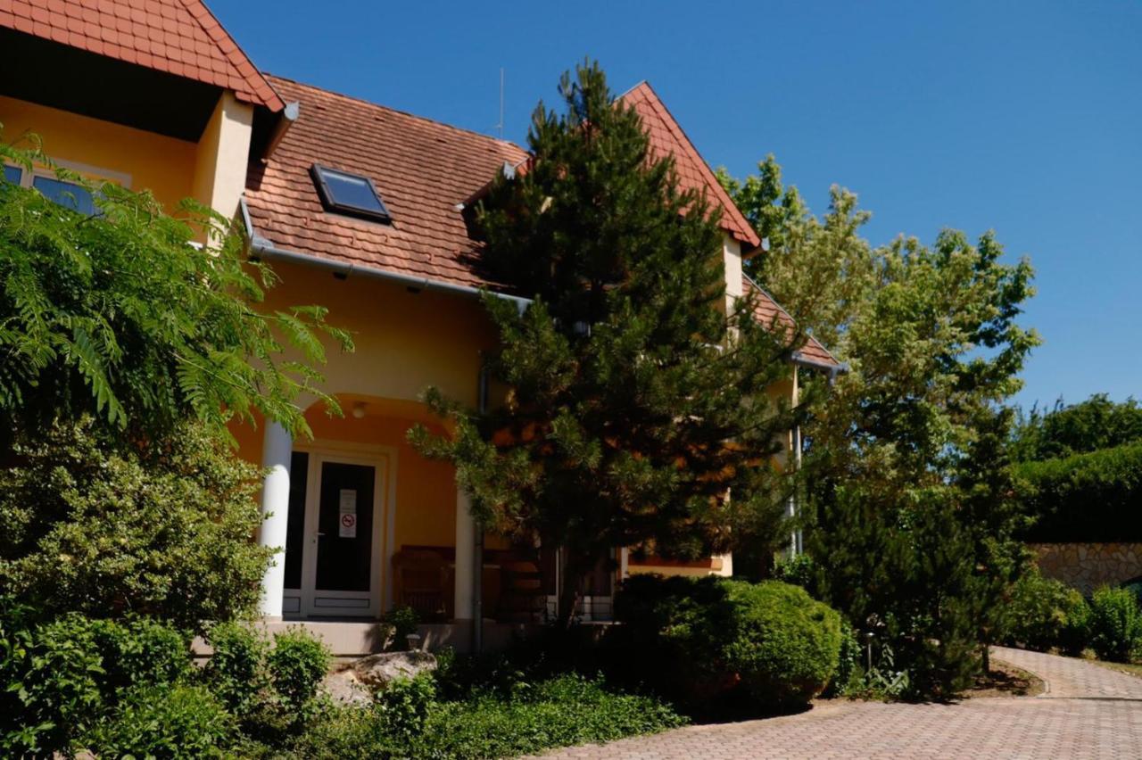 Wagner Panzio Hotel Cserszegtomaj Eksteriør billede