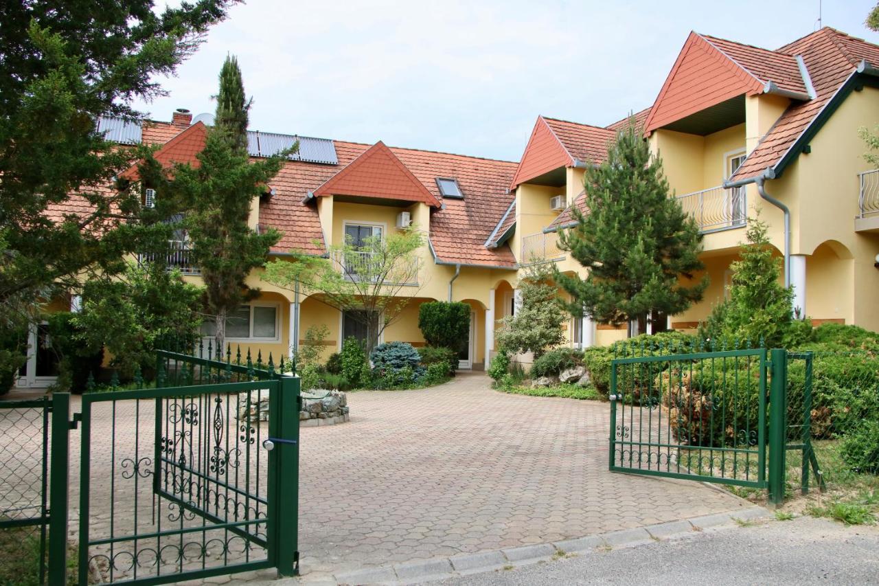 Wagner Panzio Hotel Cserszegtomaj Eksteriør billede